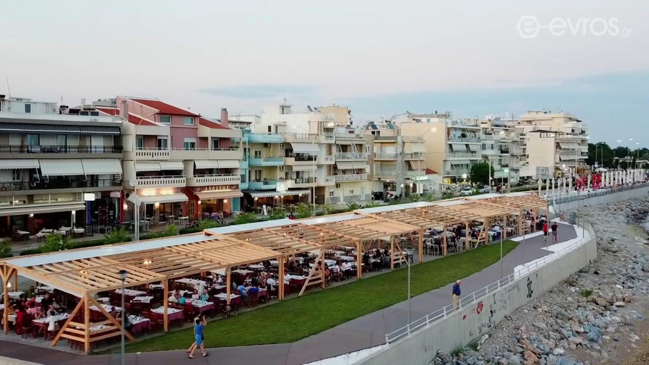 M.O.M.'S Apartment Alexandroúpolis Ngoại thất bức ảnh